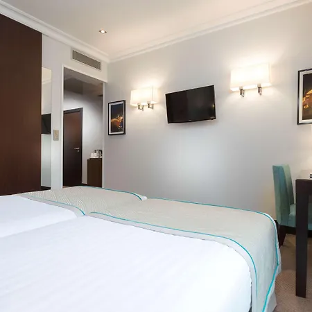Hotel Montfleuri 4*