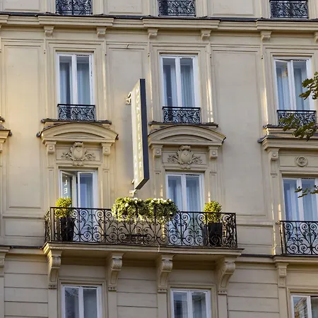 Hotel Montfleuri 4*